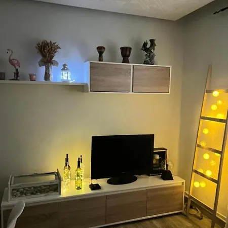 Piso Jardines Apartment *