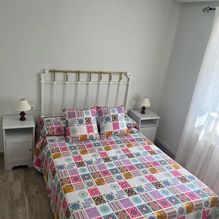 Apartment Piso Jardines Penaranda de Bracamonte